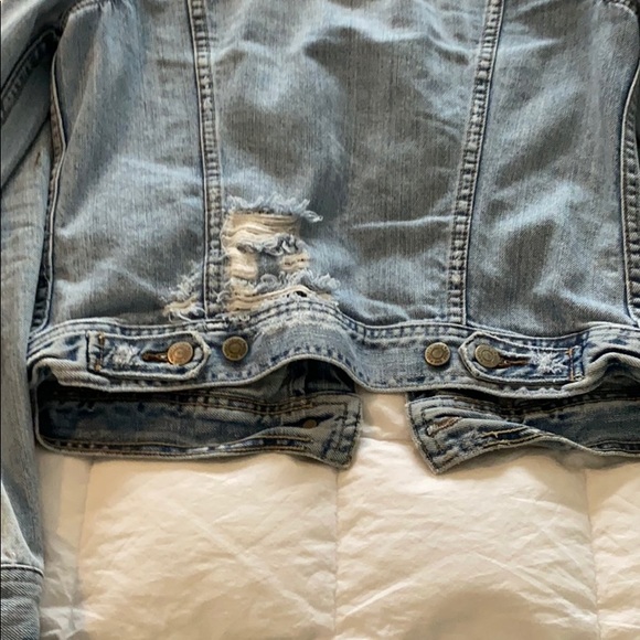 Distressed Abercrombie jacket - Picture 3 of 4